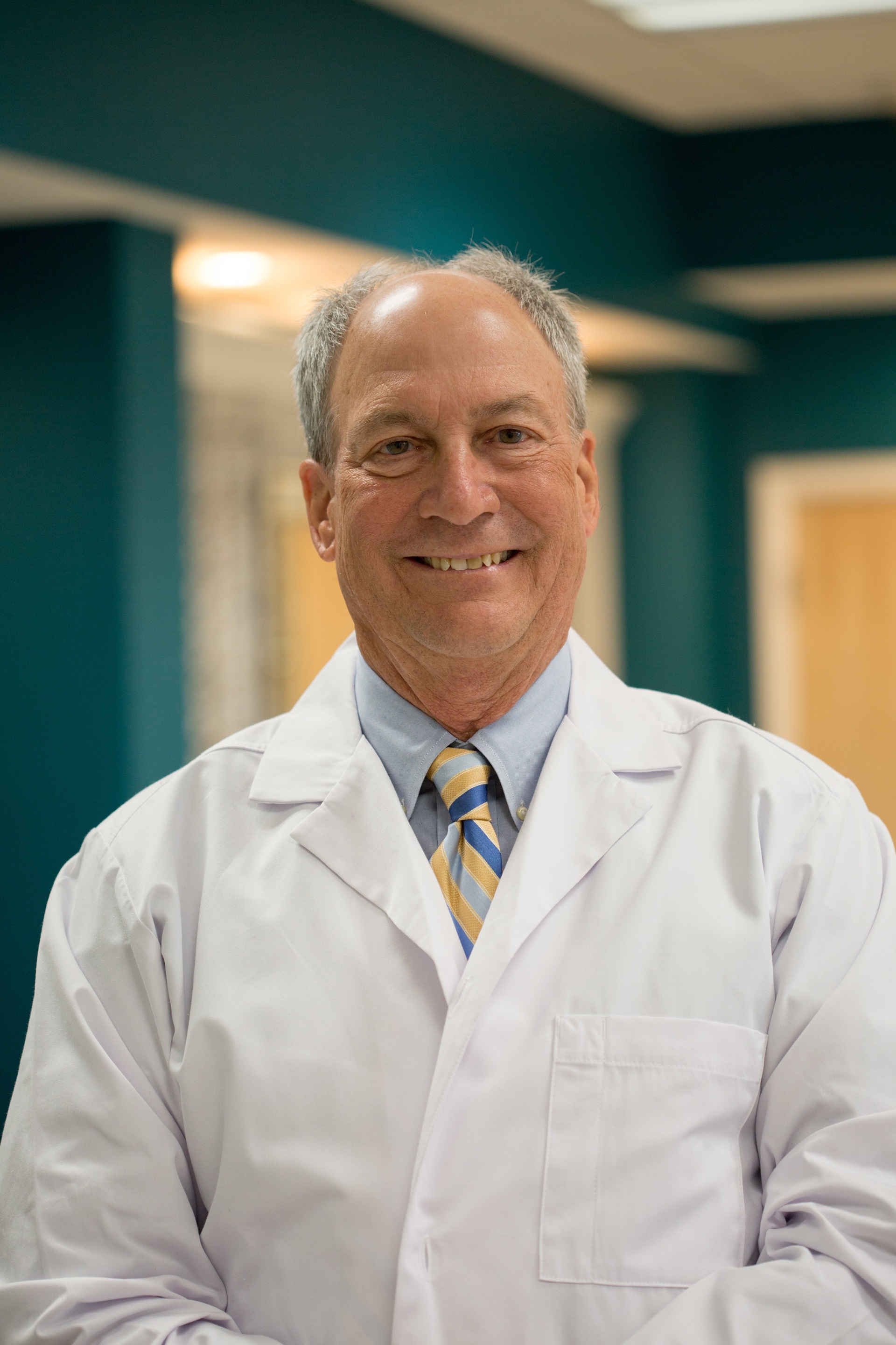 Dr. Gibson Blackman