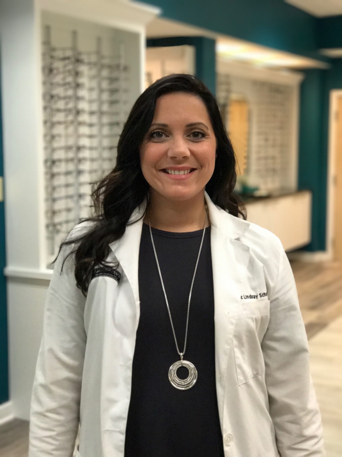 Dr. Lindsay Schafer